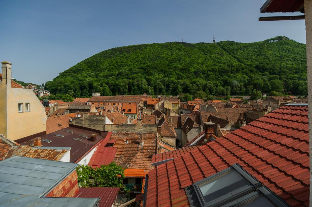 Rooftop Central Apartment Брашов Екстериор снимка